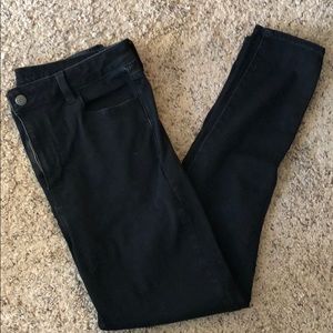 American Eagle “360° NE(X)T LEVEL STRETCH” jegging